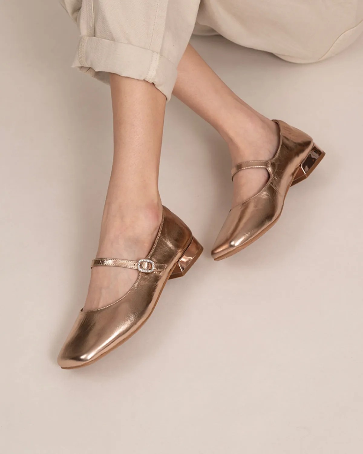 Almira Flats