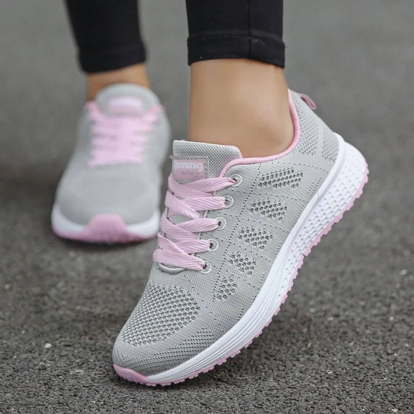 Bella | Lighter Sneakers