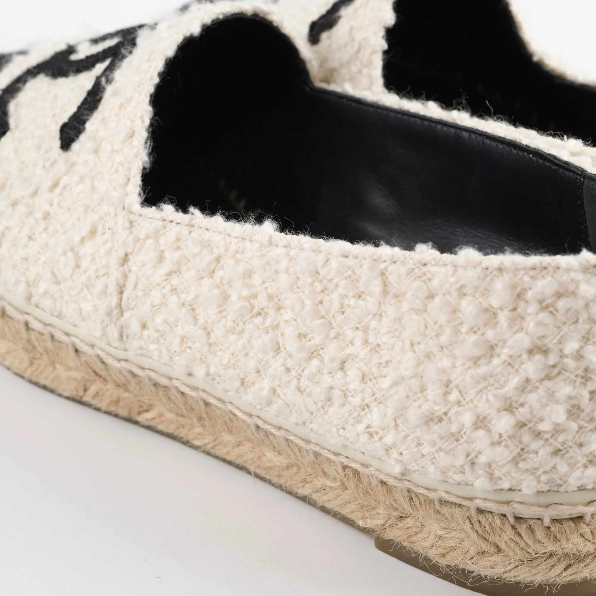 Chanel Espadrilles White/Black Size 40