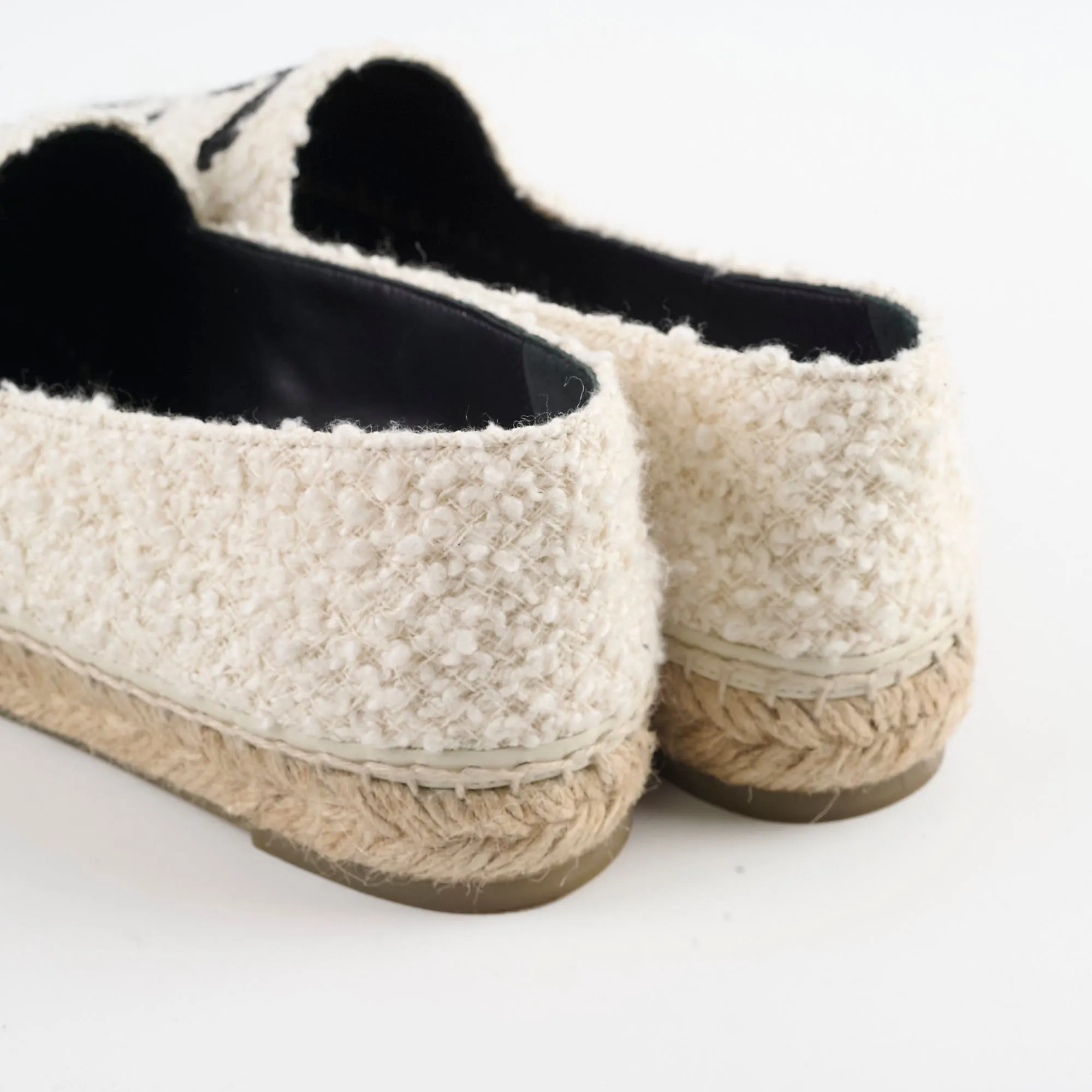 Chanel Espadrilles White/Black Size 40