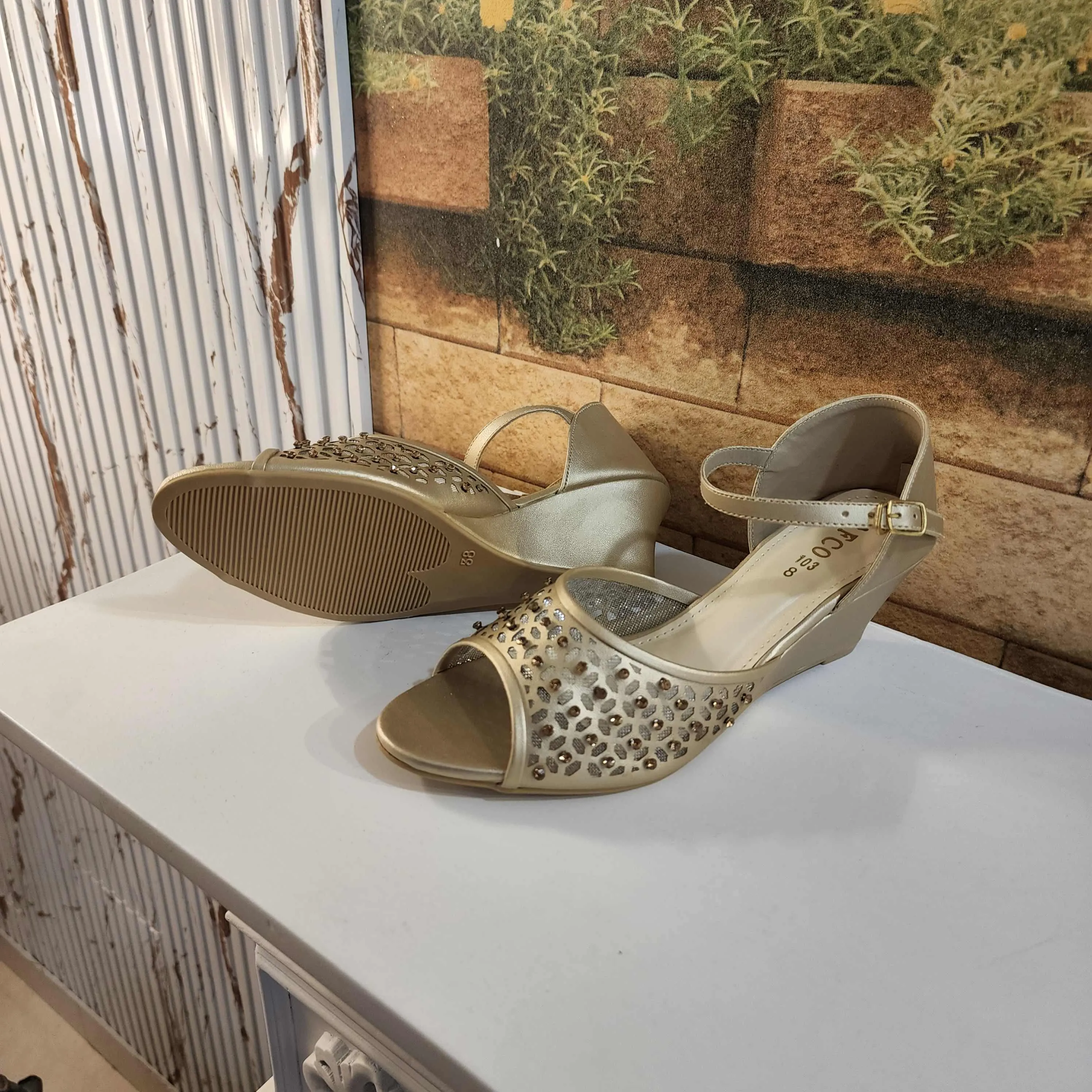 Golden Casual Sandals in Wedge