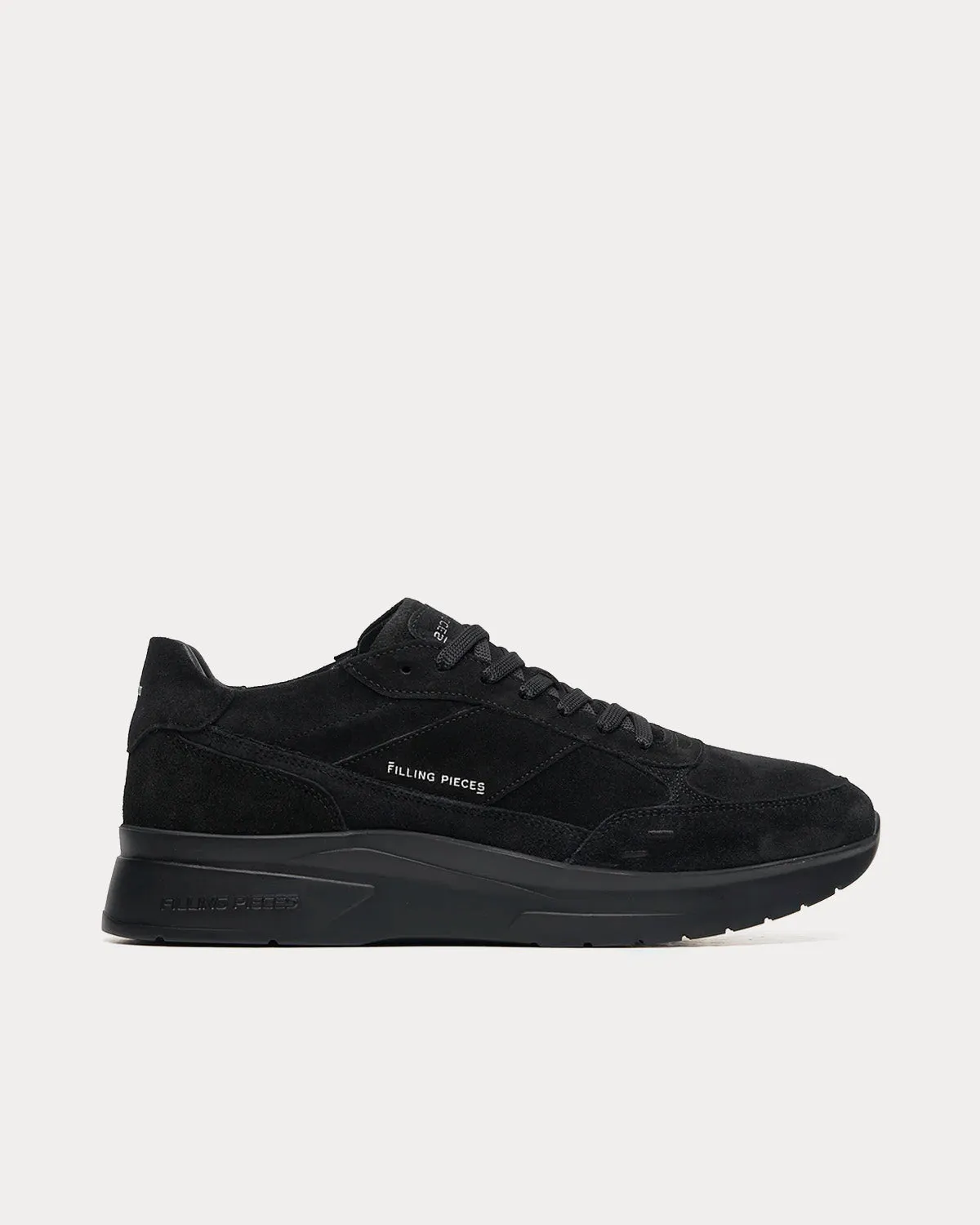 Jet Runner All Black Low Top Sneakers