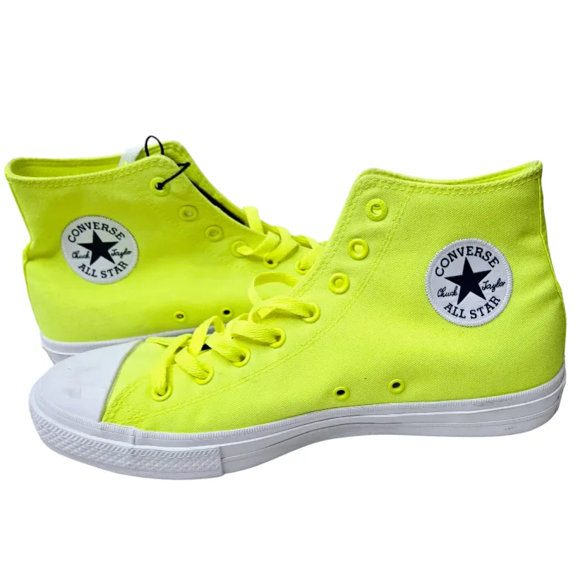 New *Chuck Taylor All Star II High-Tops M/10.5 W/12.5 Converse #150157C