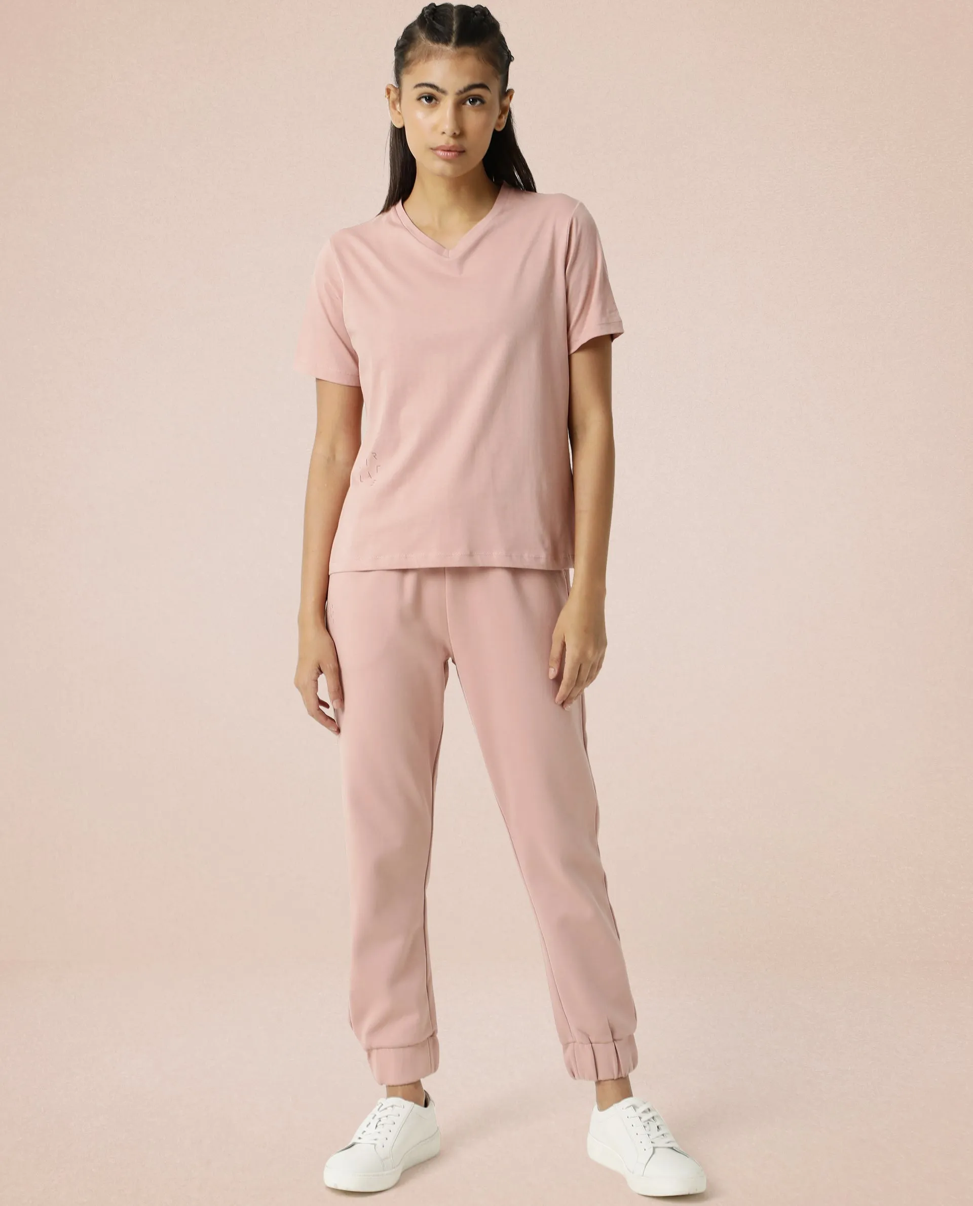 Rareism Women Arvi Dusky Pink Cotton Blend Fabric Regular Fit Half Sleeves Solid V-Neck T-Shirt