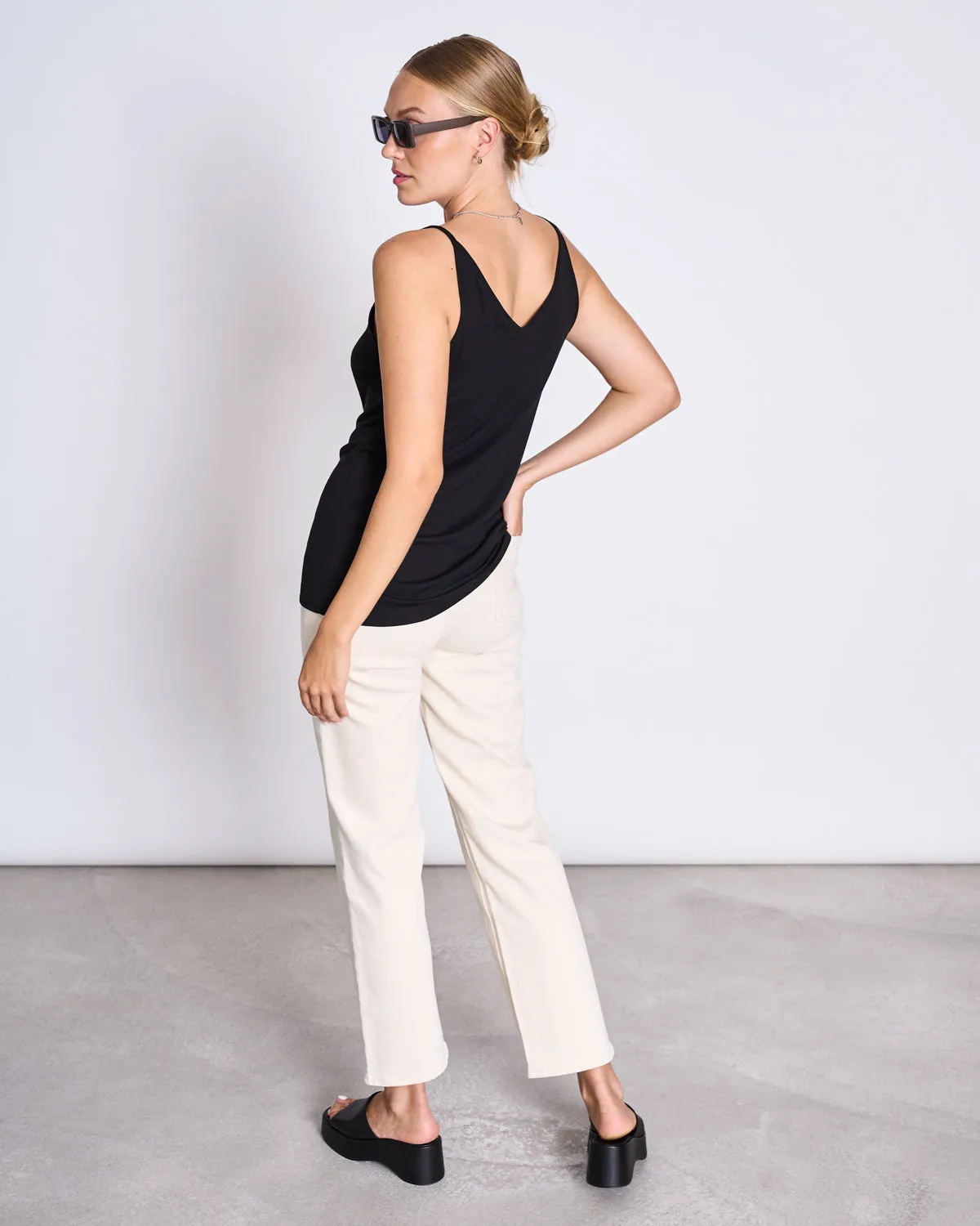 SLIP TOP TRIANGLE FLOW BLACK