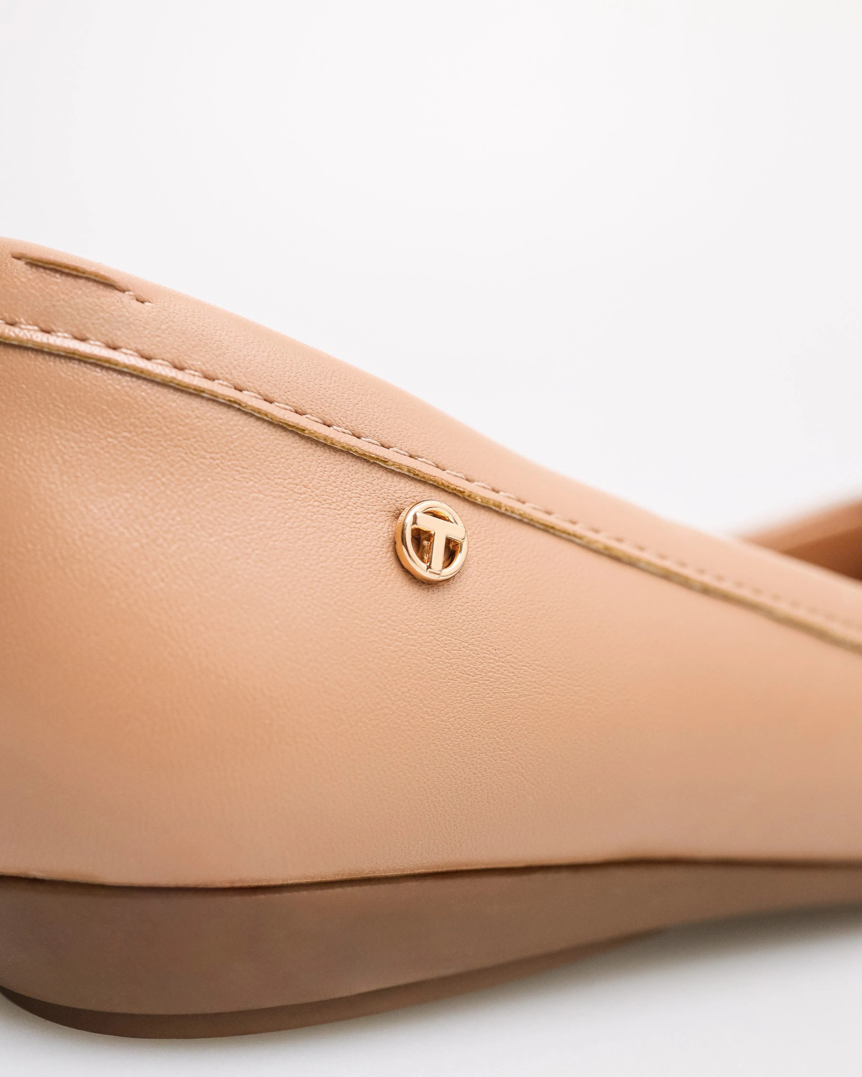 Tomaz NN446 Ladies Signature Button Flats