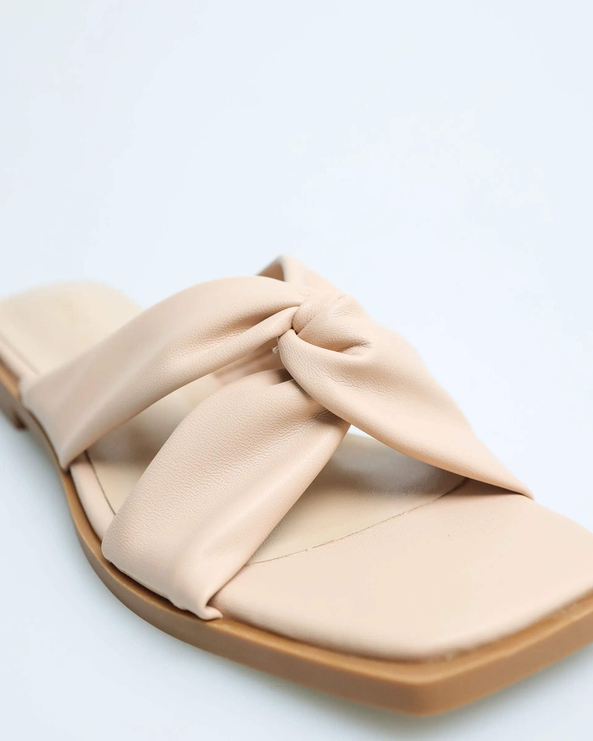 Tomaz YX106 Ladies Twist Strap Sandals