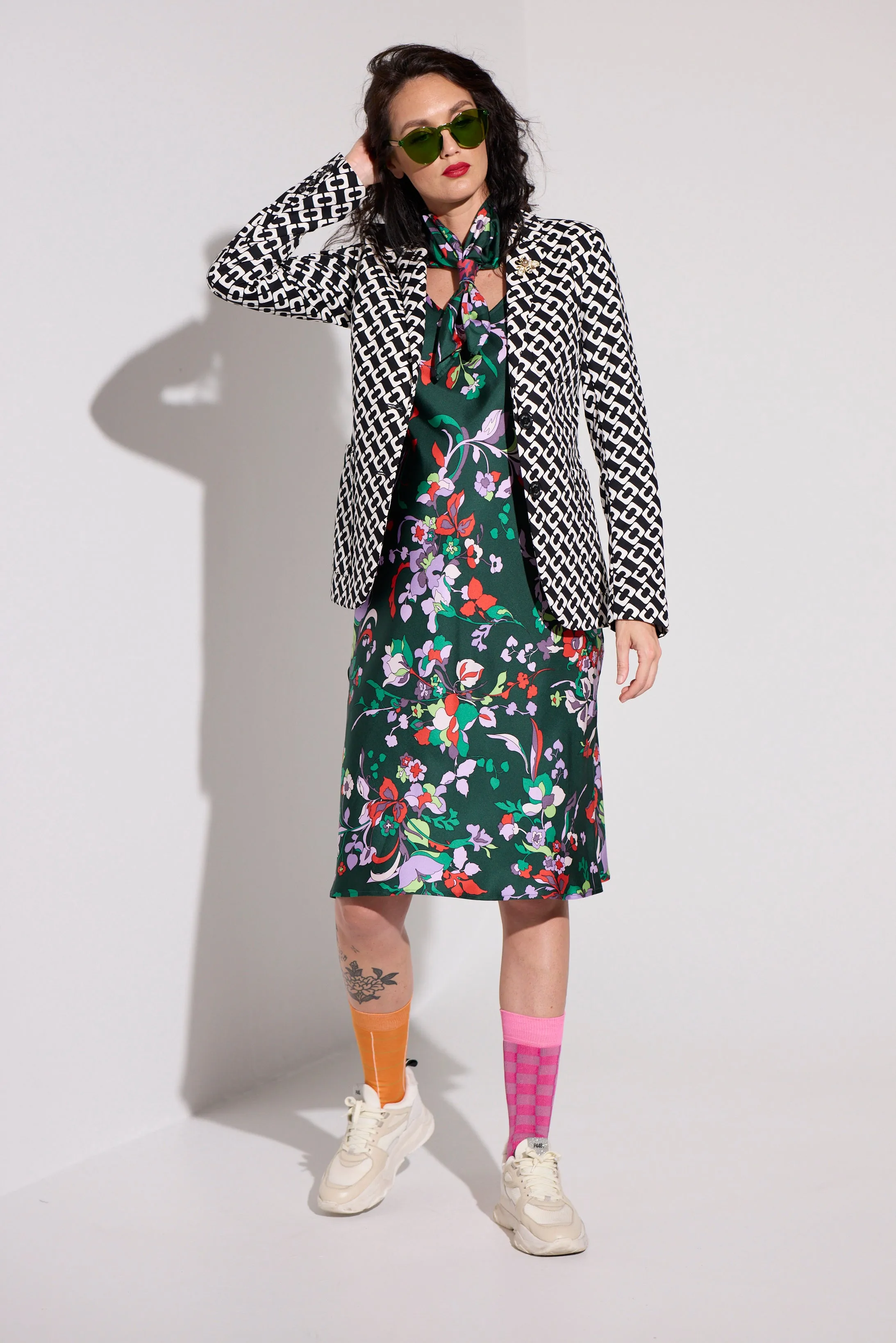WORLD 5070A R&R Dress