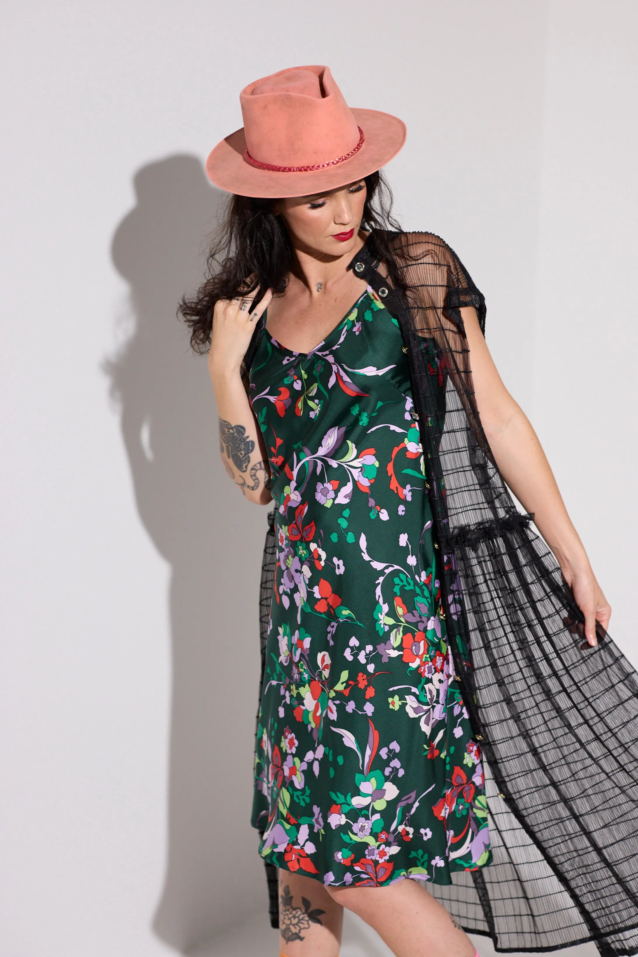 WORLD 5070A R&R Dress
