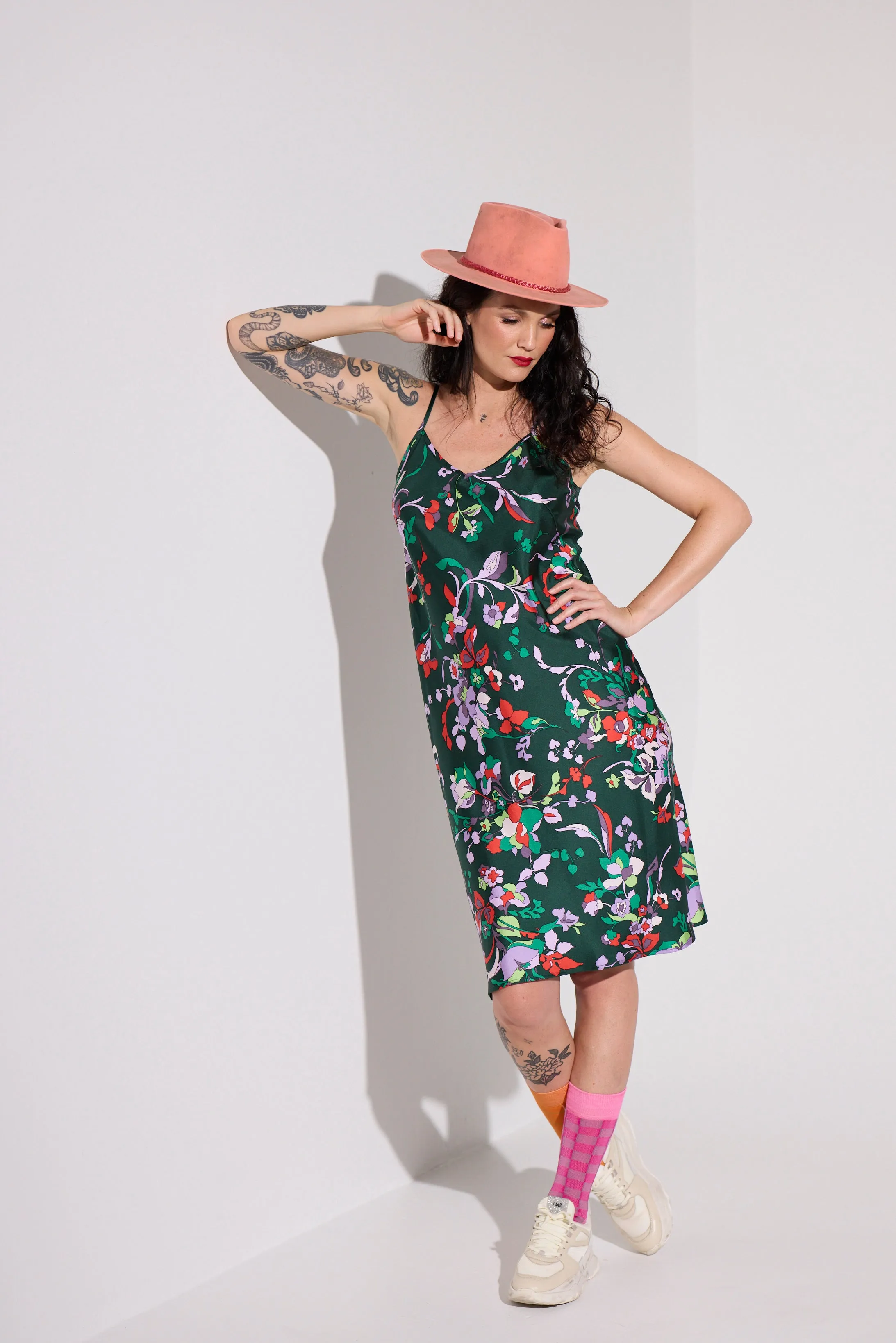 WORLD 5070A R&R Dress