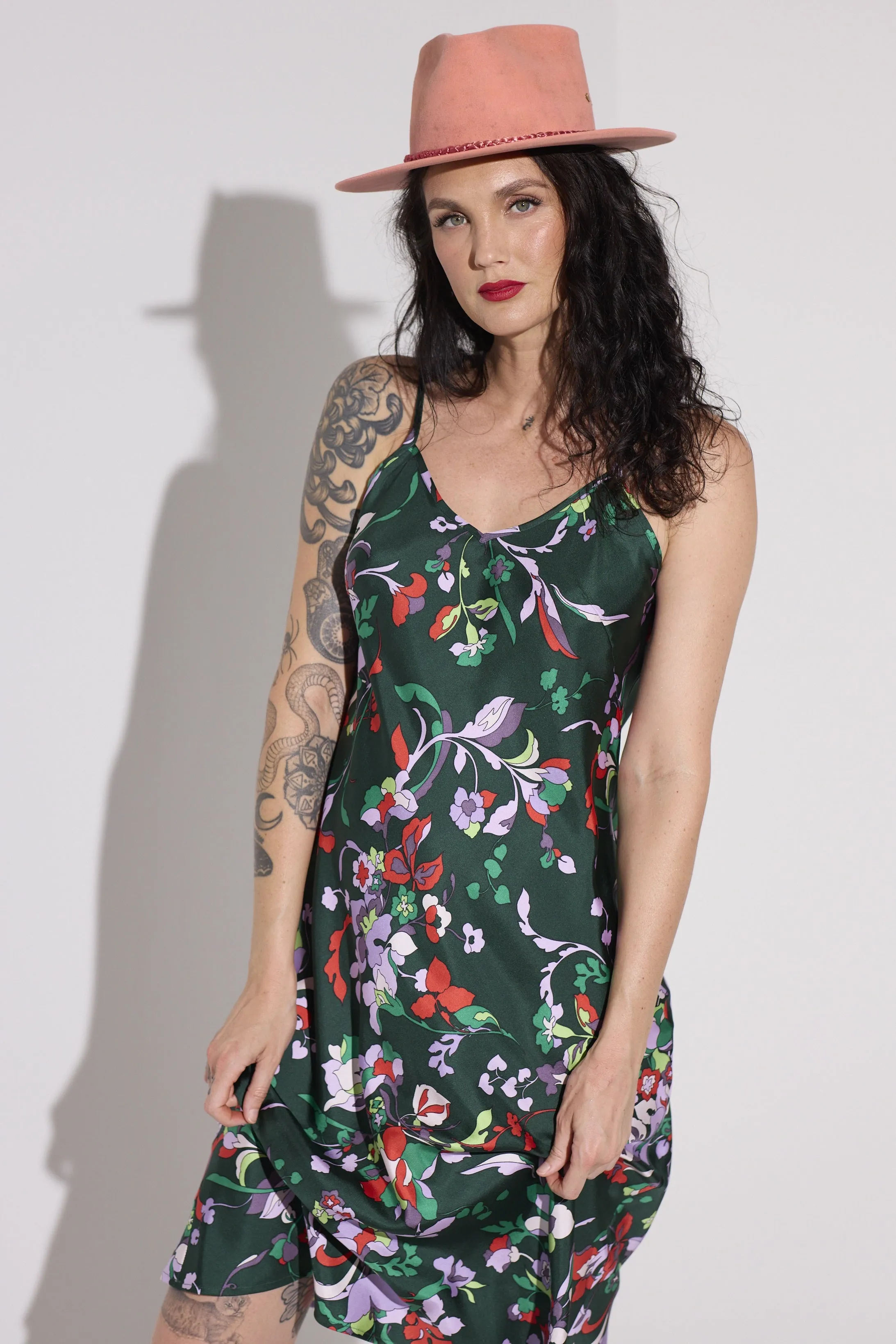 WORLD 5070A R&R Dress